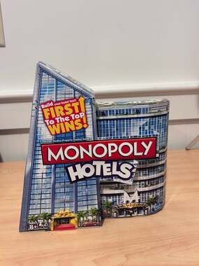 Hasbro Gaming Monopoly Hotels 2012 Board Game